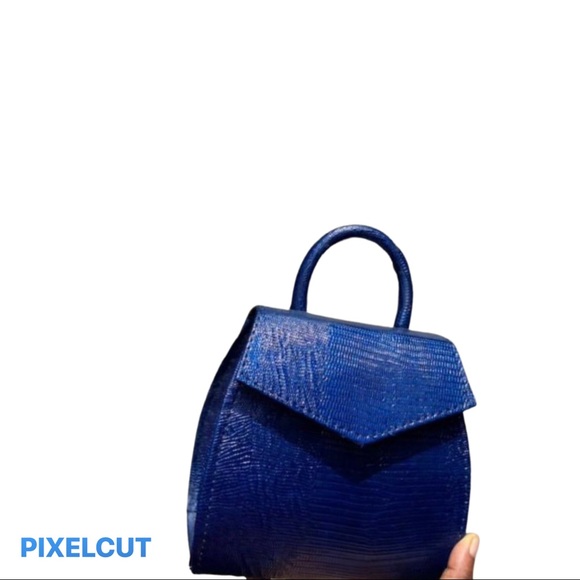 HANDMADE MINI LEATHER BAGS 28$ - Picture 3 of 3